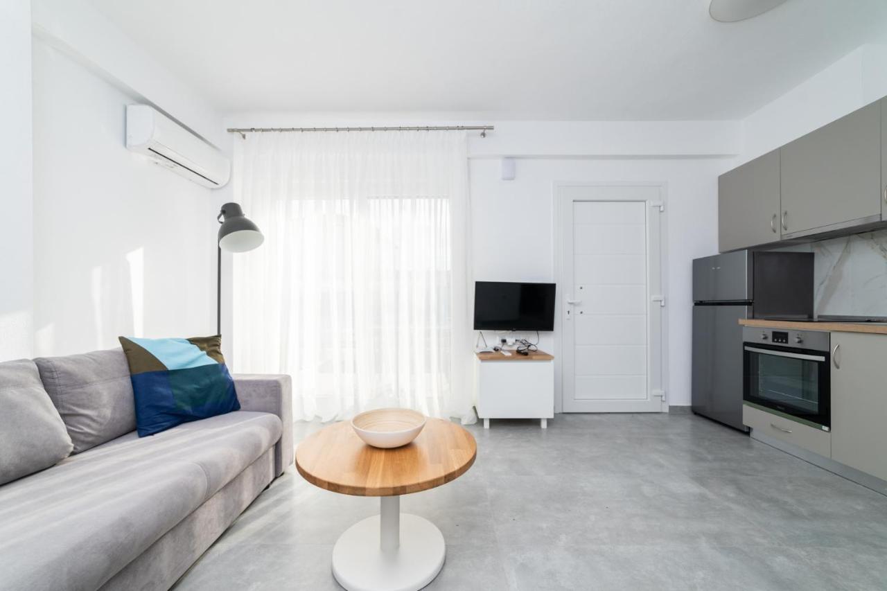 Dionysos Residential Complex Appartement Ofrínion Buitenkant foto